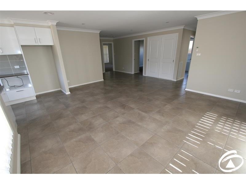 34 Terry Turner Drive, Orange NSW 2800