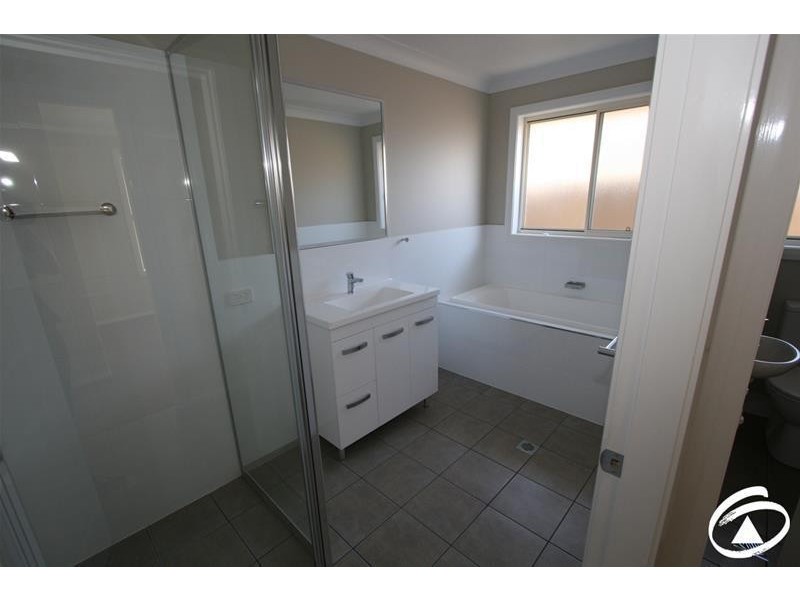 34 Terry Turner Drive, Orange NSW 2800