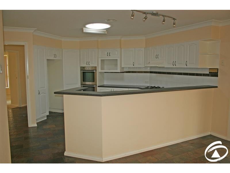 4 Mallee Place, Orange NSW 2800