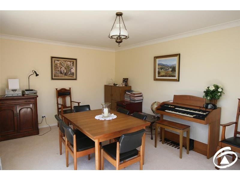 7 Karimi Way, Orange NSW 2800