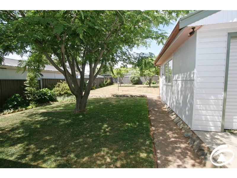 2 Legacy Avenue, Orange NSW 2800