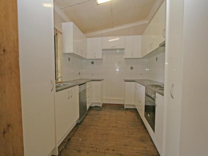 20 Worboys Street, Spring Hill NSW 2800