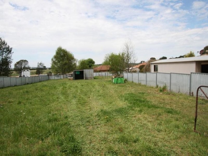 20 Worboys Street, Spring Hill NSW 2800