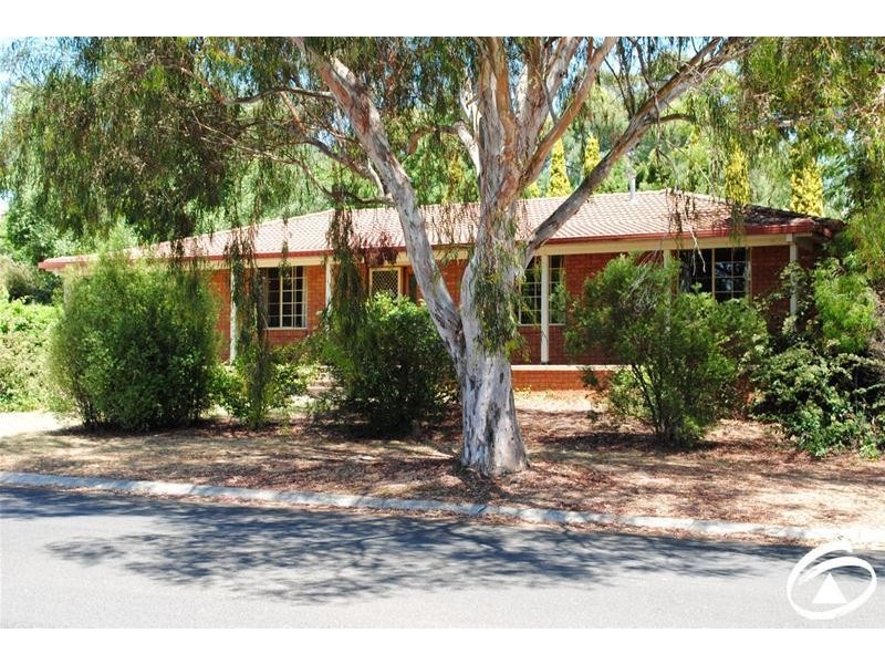 1 Blackmans Close, Orange NSW 2800