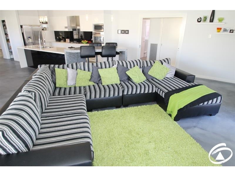 64 Carwoola Drive, Orange NSW 2800