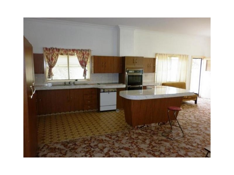 23 Cudal Street, Manildra NSW 2865