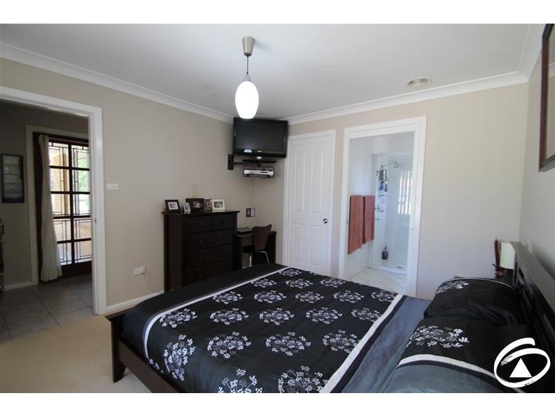 5 Markham Avenue, Orange NSW 2800