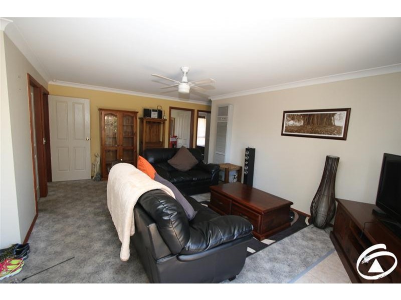 7 Orchard Grove Road, Orange NSW 2800