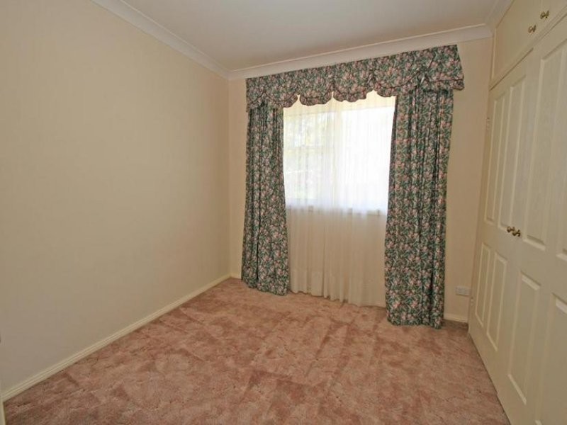 34 Hewitt Close, Orange NSW 2800