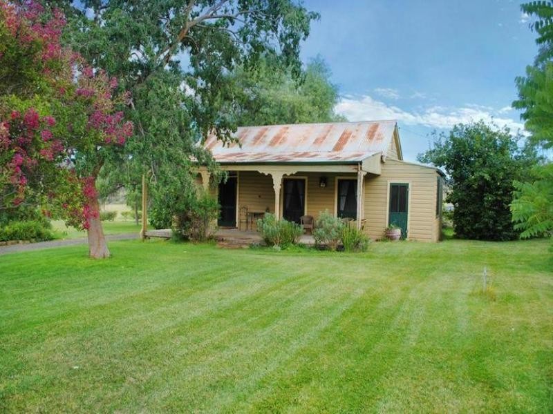 154 Peabody Road, Molong NSW 2866