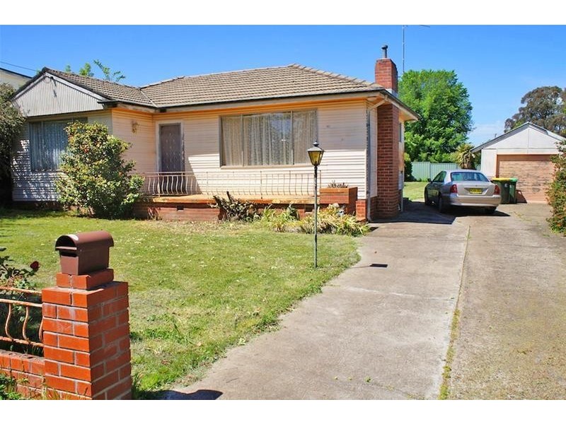 82 Bletchington Street, Orange NSW 2800