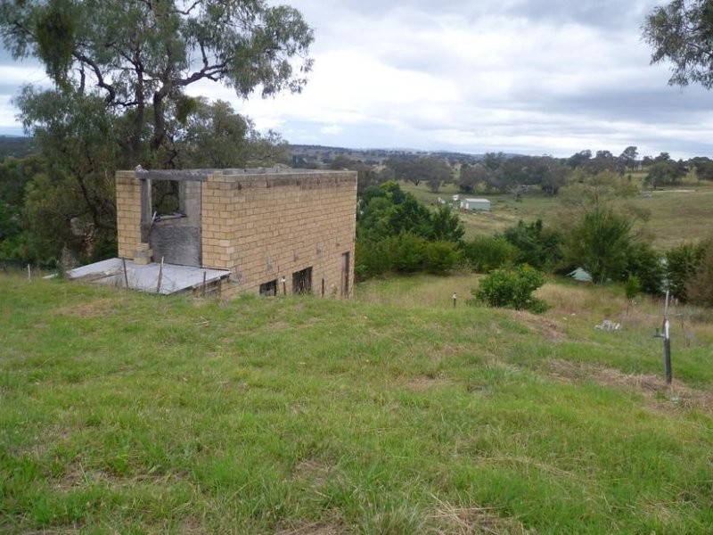 14 McArdle Street, Molong NSW 2866