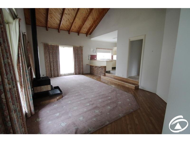 9 Allenby Road, Orange NSW 2800