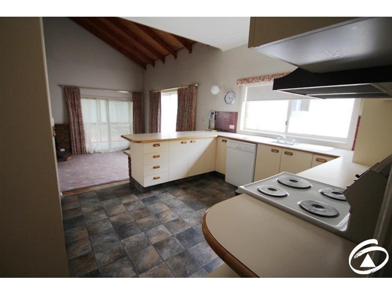 9 Allenby Road, Orange NSW 2800