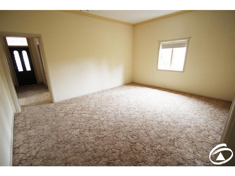 9 Allenby Road, Orange NSW 2800