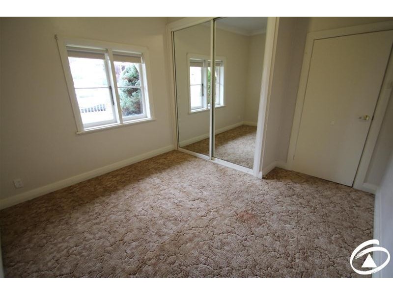 9 Allenby Road, Orange NSW 2800