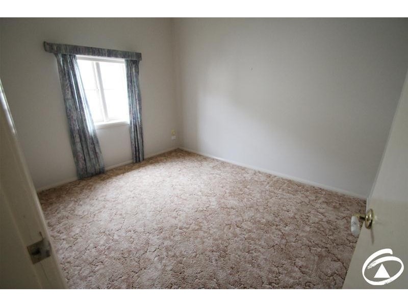 9 Allenby Road, Orange NSW 2800