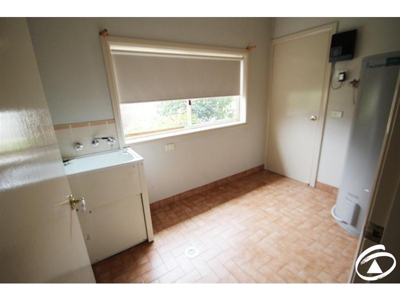 9 Allenby Road, Orange NSW 2800