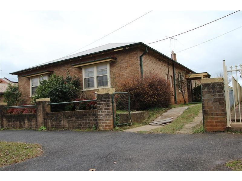 71 March Street, Orange NSW 2800