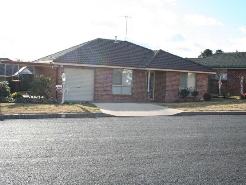 1a Coombes Place, Orange NSW 2800