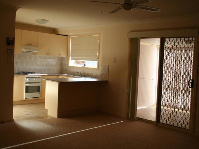 1a Coombes Place, Orange NSW 2800