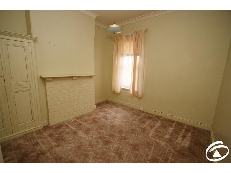 194 March Street, Orange NSW 2800