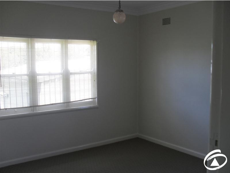 20 McLachlan Street, Orange NSW 2800