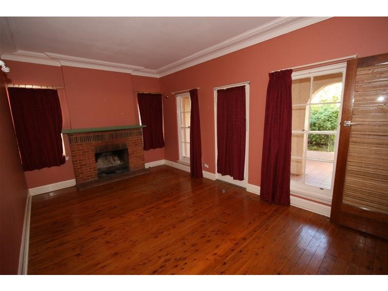 159 Sale Street, Orange NSW 2800