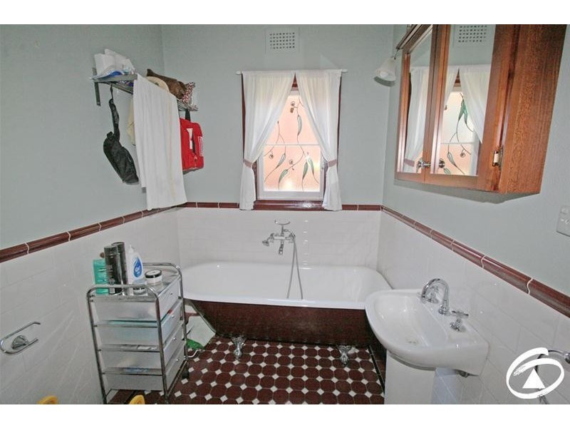 361 Lords Place, Orange NSW 2800