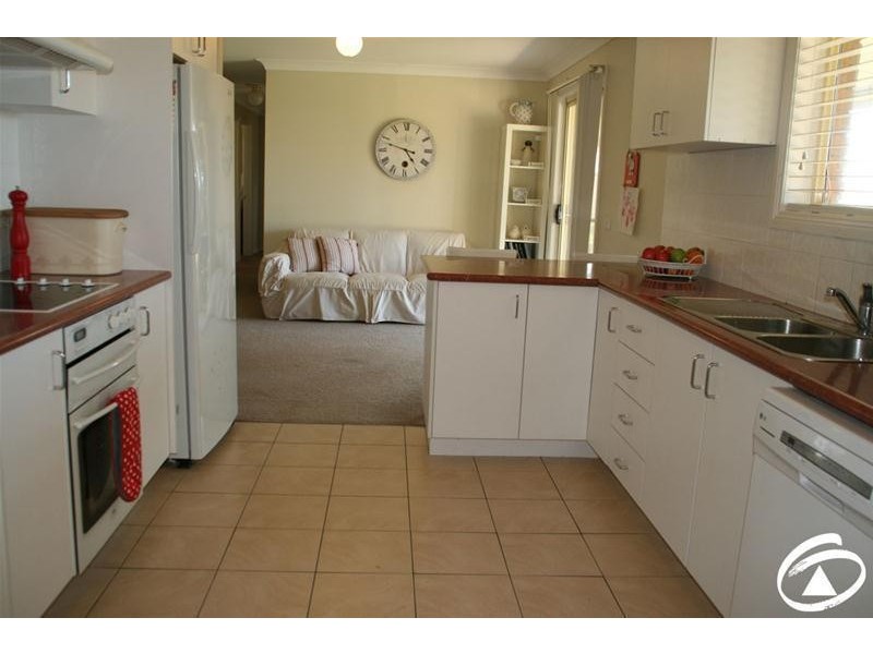 102 Speedy Street, Molong NSW 2866