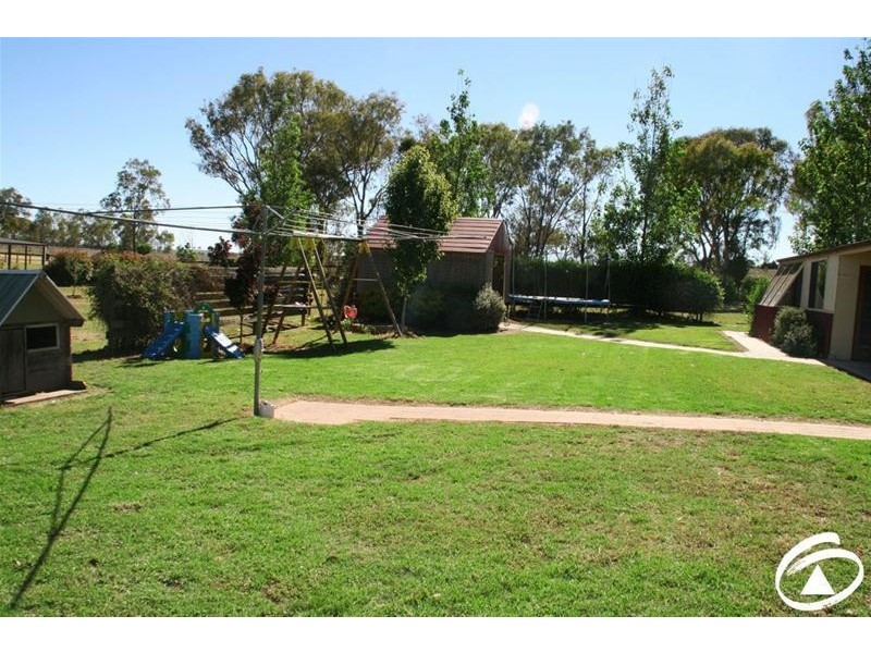 102 Speedy Street, Molong NSW 2866