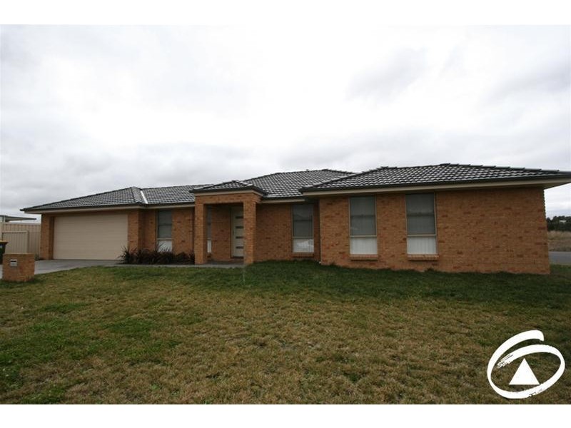 15 Sapphire Street, Orange NSW 2800