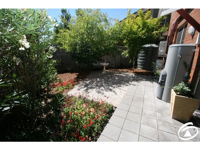 2/17 Icely Road, Orange NSW 2800