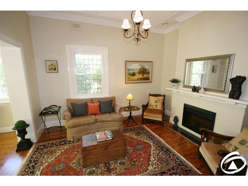 72 Sampson Street, Orange NSW 2800