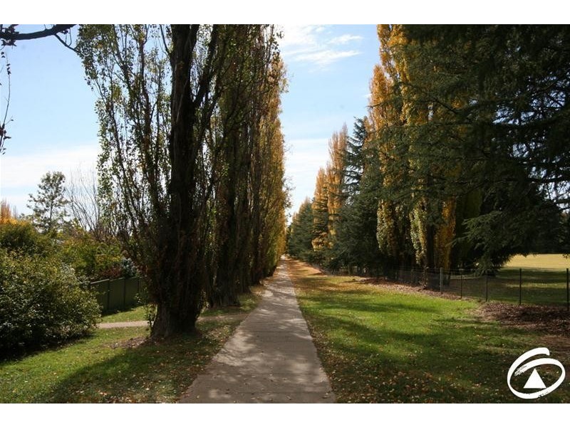 2 Alkira Way, Orange NSW 2800