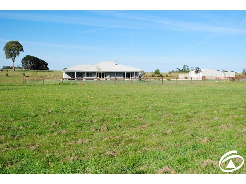 141 Forest Reefs Road, Millthorpe NSW 2798