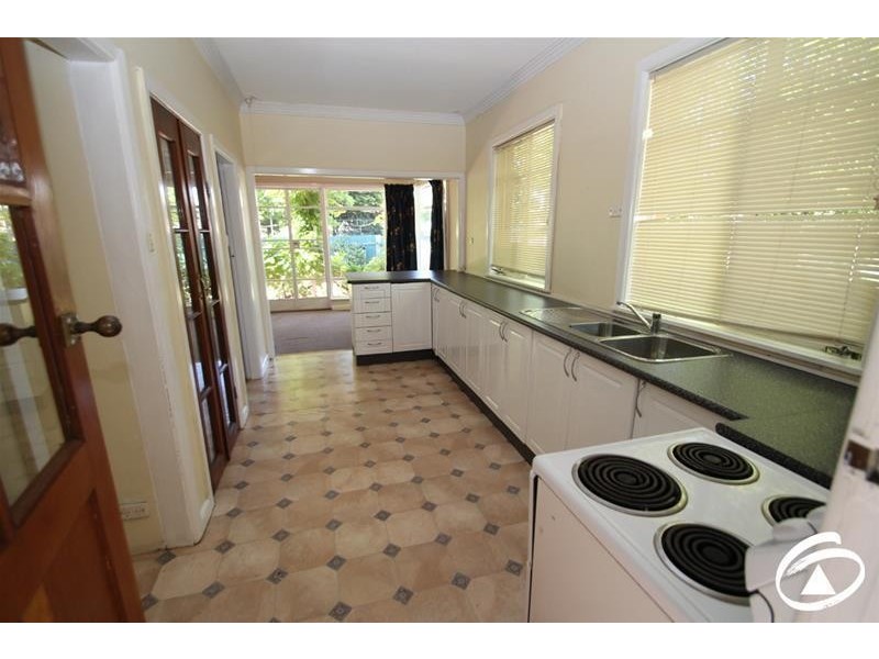 15 Coronation Drive, Orange NSW 2800