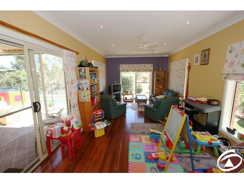 56 Northstoke Way, Orange NSW 2800