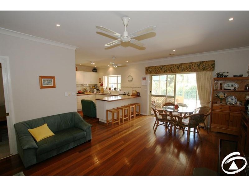 56 Northstoke Way, Orange NSW 2800
