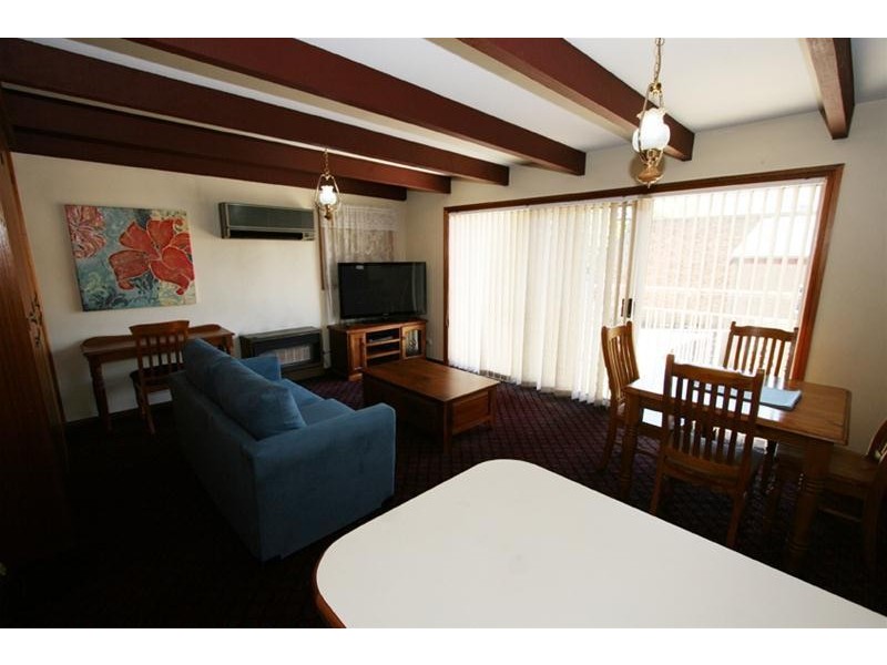 107 Moulder Street, Orange NSW 2800