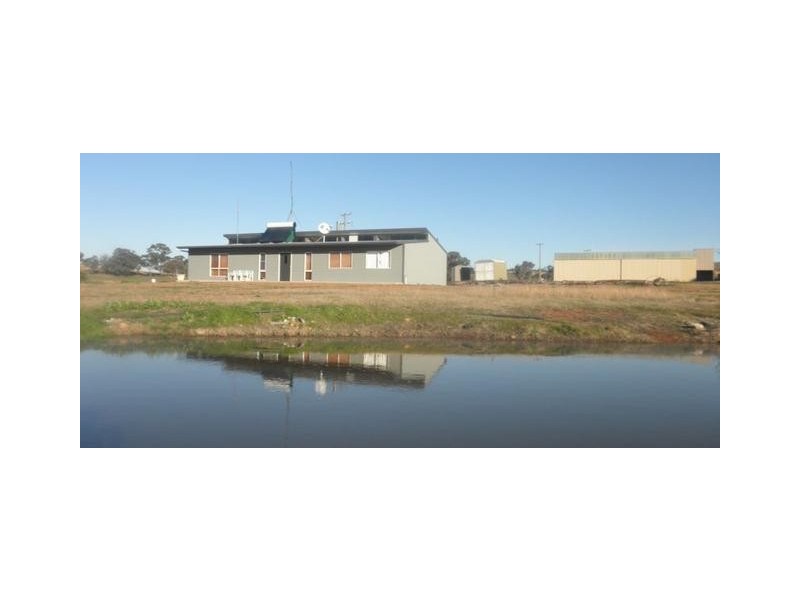 5145 Henry Parkes Way, Manildra NSW 2865