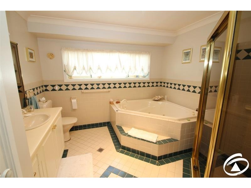 23 Avondale Drive, Orange NSW 2800