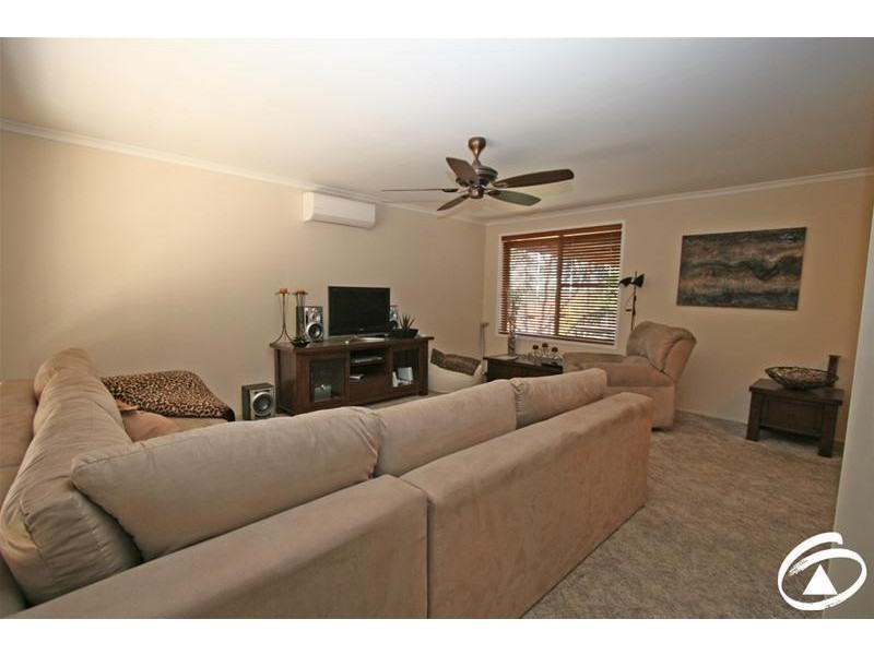 10 McArdle Street, Molong NSW 2866