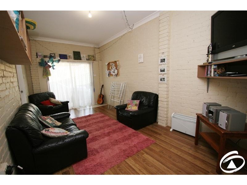 10 McArdle Street, Molong NSW 2866