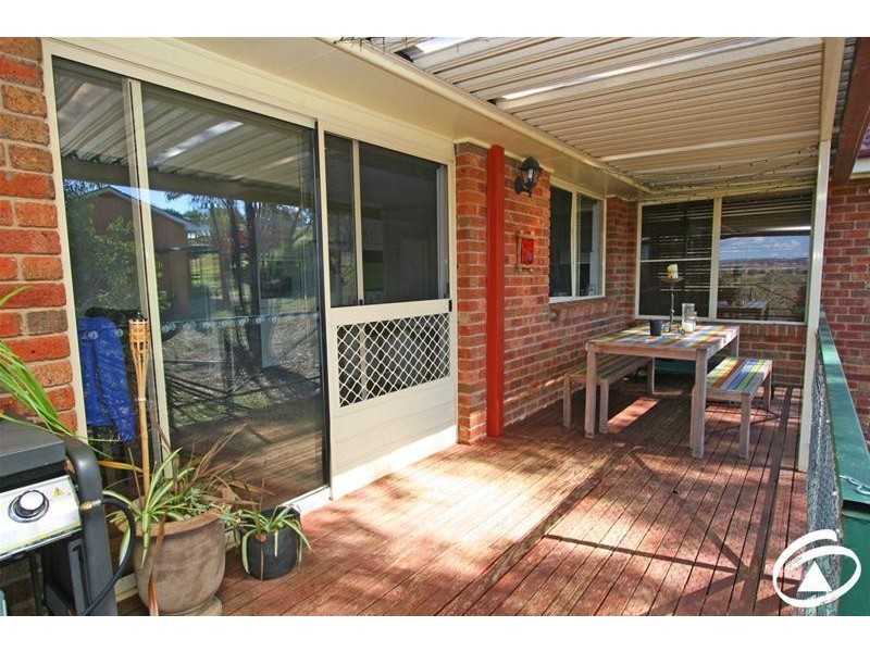 10 McArdle Street, Molong NSW 2866