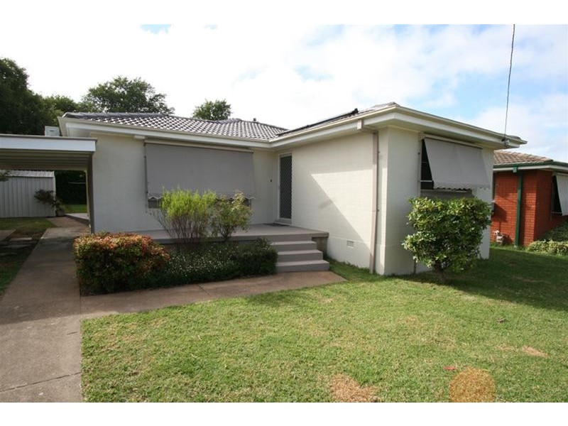 2 Johnstone Street, Orange NSW 2800