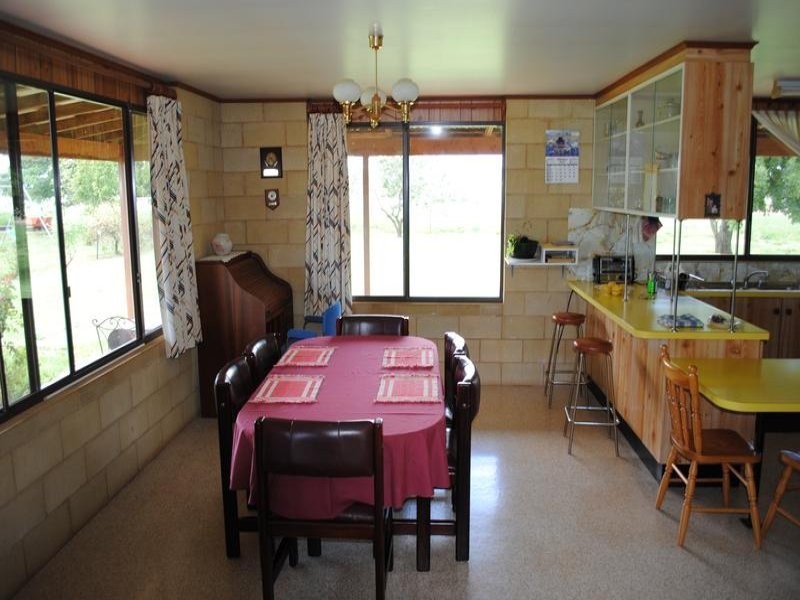 206 Avenel Road, Cargo NSW 2800