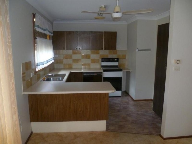 65 South Street, Molong NSW 2866