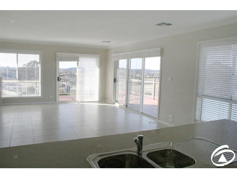 13 Tate Crescent, Orange NSW 2800