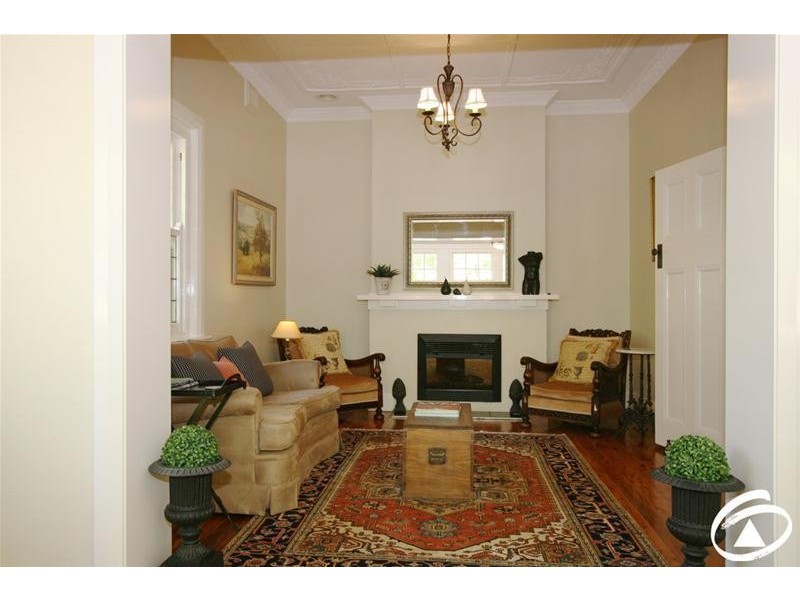 72 Sampson Street, Orange NSW 2800